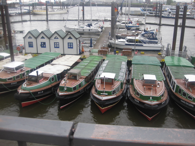 Hamburger Hafen - Boote und Schiffe