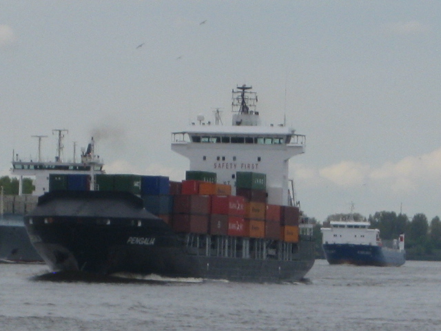 Hamburger Hafen - Boote und Schiffe