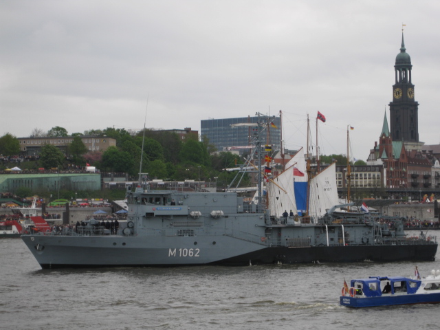 Hamburger Hafen - Boote und Schiffe