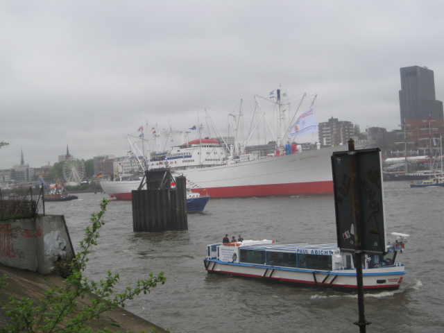 Hamburger Hafen - Boote und Schiffe