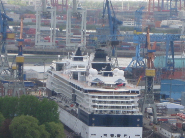 Hamburger Hafen - Boote und Schiffe